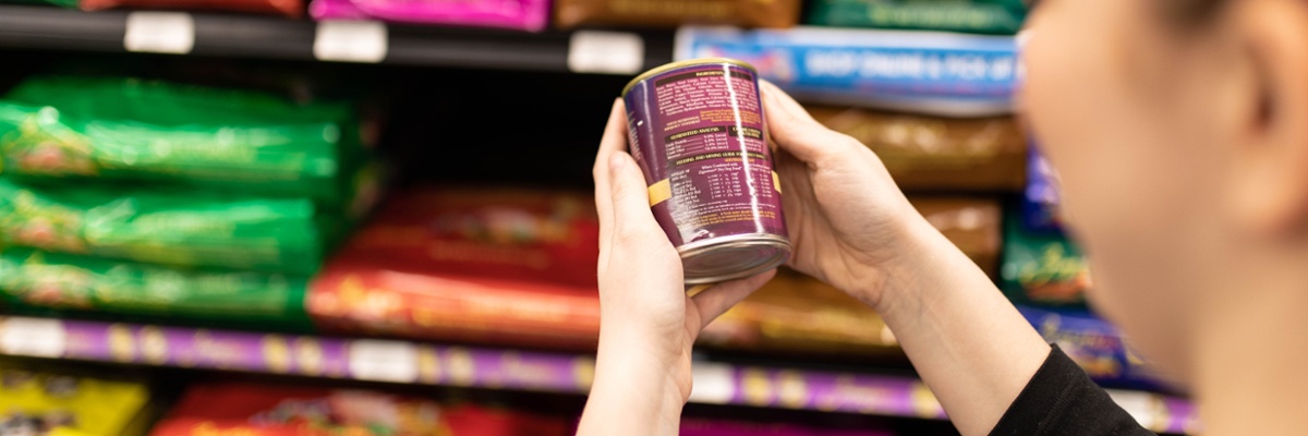 A Comprehensive Guide to Reading Pet Food Labels [Infographic]